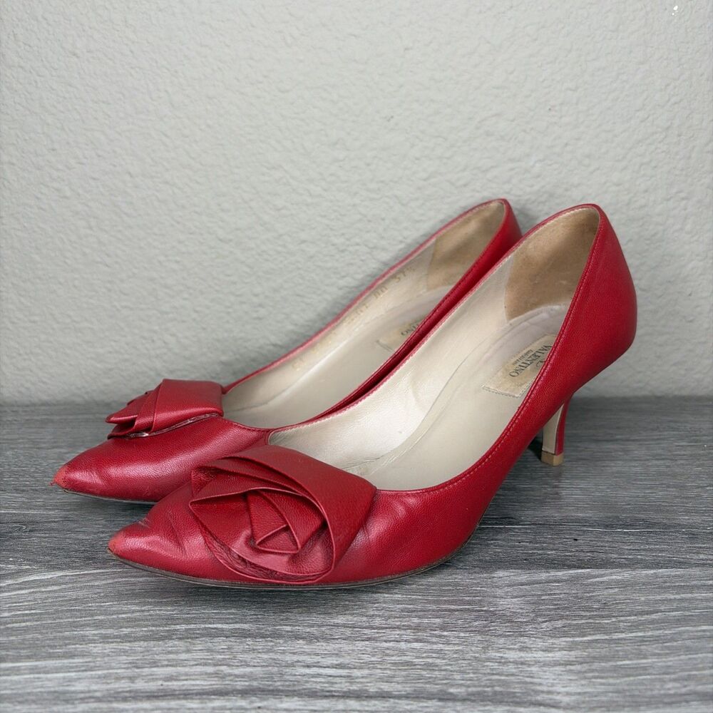 VALENTINO GARAVANI Red Bowow Kitten Heels Size 37.5 US 7 Leather Rosette Vintage